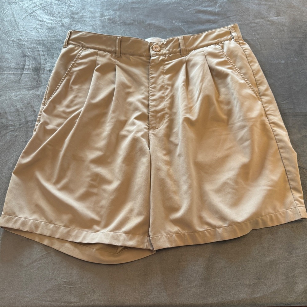 Reebok Golf Men Shorts Size 38 Tan Pleated Performance Stretch‎ Pockets Casual
